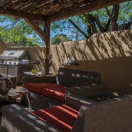 Read Our Reviews!  in Amazing Historic District, Easy Walk to Plaza & Canyon Rd.