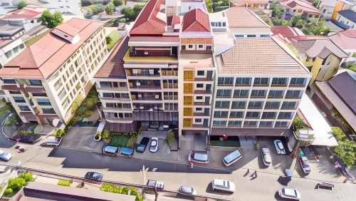 Family Boutique Hotel - Airport Shuttle
