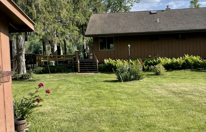 Getaway Cabin on the Rock River, enjoy kayaking, canoeing and fishing