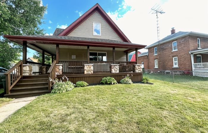 The Village Haus—Close to Frankenmuth and Birch Run Prime Outlets!