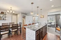 The Silverbirch Escape Modern Comfort Meets Midwest Luxury - 무료 와이파이
