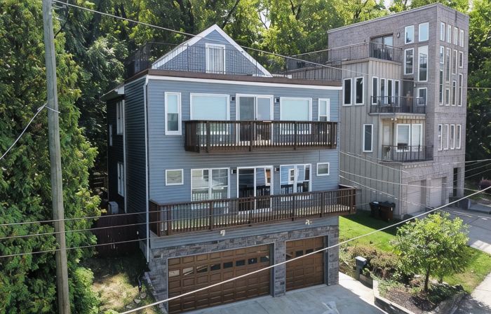Riverfront Oasis: 5 Min to DT Cincinnati