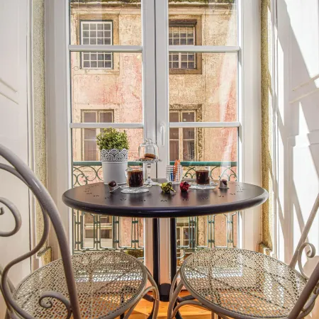 B in B Lisbon Downtown Suites