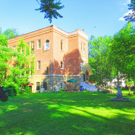 Sportsmans Lodge Schoolhouse & Music Studio Near Prime Delaware River Fishing
