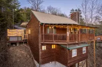 STUNNING SMOKY MOUNTAIN VIEWS! Hot Tub! Games! Close to Dollywood and Parkway! - Bergblick