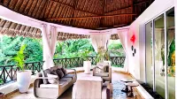 Oasis Villa Palm Park 1 - Homestays