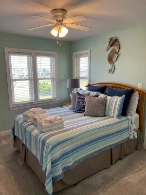 Diggin’ It- Beach Road, Private pool & Hot tub - 2 stjerner