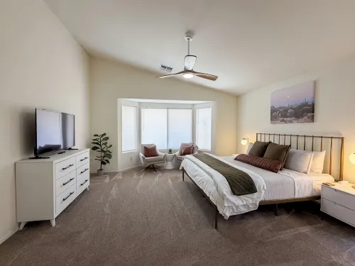 Sunny Desert Escape with Heated POOL! Near Spring Training, Stadium & Westgate - 3-Star