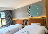 Starry Sky Hotel - Mountain view