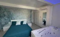 อาร์แอนด์ดี - อ่างจากุชชี่