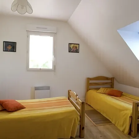 Brand new house with all mod cons, beaches/Casino/Hippodrome of Deauville nearby Hotels in Touques