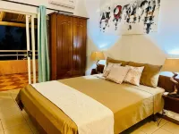 Beautiful Secure Villa with Pool & Tropical Garden - Bintang 2