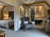 The Wheatsheaf Hotel, Sandbach - Wifi