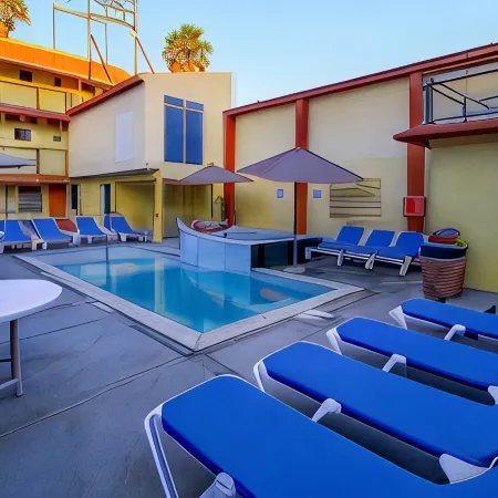 La Pinta Hotel