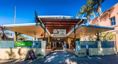Diggers Tavern Hotel dekat Urunga Wetlands Boardwalk