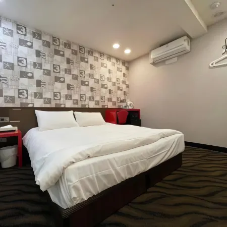 funny ximen Hotel Отели рядом с достопримечательностью «Симэньдин»