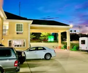 Garden Inn and Suites