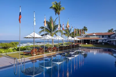 Coral Sands Hotel