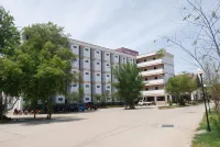 Baiboon Grand Hotel Hotel dekat Wat Chantharangsi