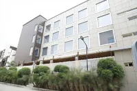 Udman by Ferns N Petals, Chattarpur Hotels near LSC Madangir