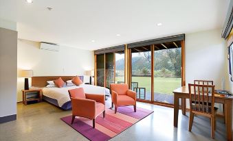 Lake Crackenback Resort & Spa