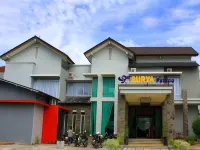 Surya Palace Syariah Hotel dekat Fakultas Teknologi Industri Universitas Bung Hatta