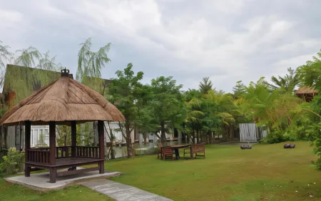 Grand Mega Resort & Spa Отели в г. Чепу