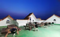 Taean Sharon Pension