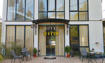 David Hotel
