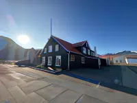 Tærgesen Guesthouse Hotele w: Reydarfjordur