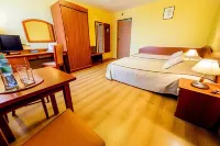 Hotel Wald Hotels in Gmina Ożarów Mazowiecki