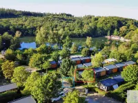 Tiny Haus am Waldsee Hotels in Wemding