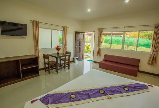 บังกะโลวิวสวน(เตียงคิงไซส์)