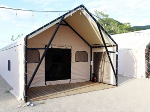 Pocheon Laon Glamping Auto Camping