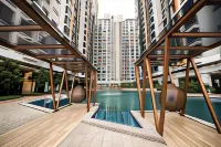 K Avenue by CAIRO - Pools