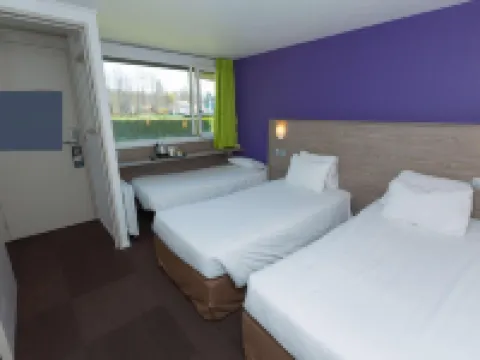 Kyriad Chantilly Sud - Luzarches Hotels in Val-d'Oise