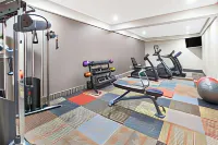 Days Inn & Suites by Wyndham Grand Rapids Near Downtown - Gym