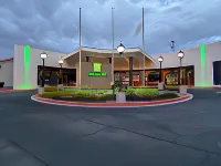 Holiday Inn El Paso West – Sunland Park Hotels near Speedway