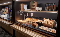 Ibis Auxerre Centre - Frühstück
