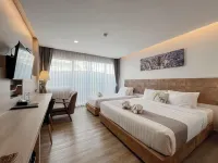 Slive Hotel Hotels near Wat Chom Sutthawat