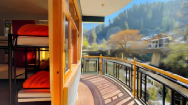 Madpackers Jibhi - of Streamsides & Waterfalls