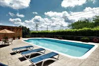 Amazilia Hotel Hotels in Cartago
