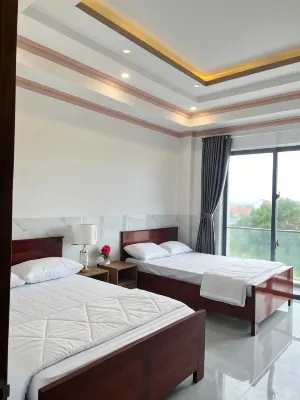 Khách Sạn Toàn Phát Dốc Lếch Hotels in Ninh Hoa