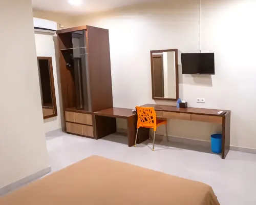 Rajawali Inn Hotels in South Palu
