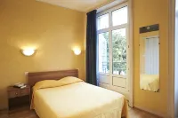 Hotel le Petit Duquesne - parcheggio