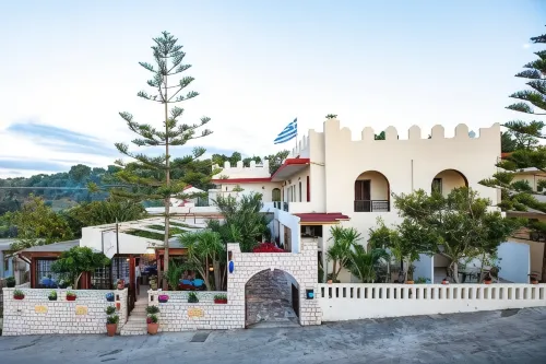 Kastro Apartments Hotels in Geropotamos