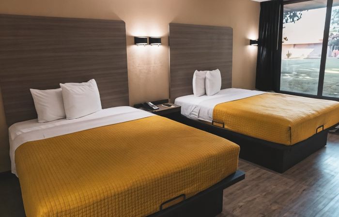 Express Inn & Suites