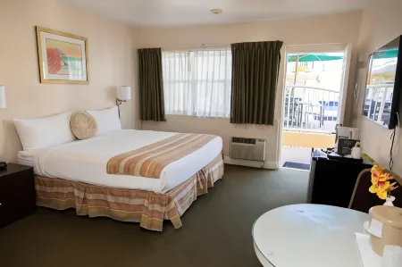 Beach Place Hotel