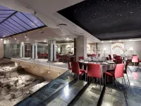 Eurostars Conquistador Hotels near Roman bridge