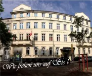 Hotel Niederländischer Hof Отели в г. Шверин